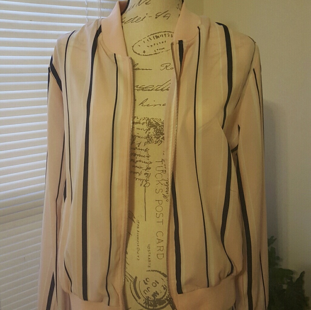 Spring or summer jacket